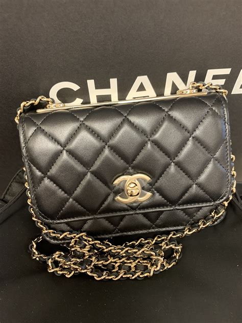 chanel trendy cc mini woc.